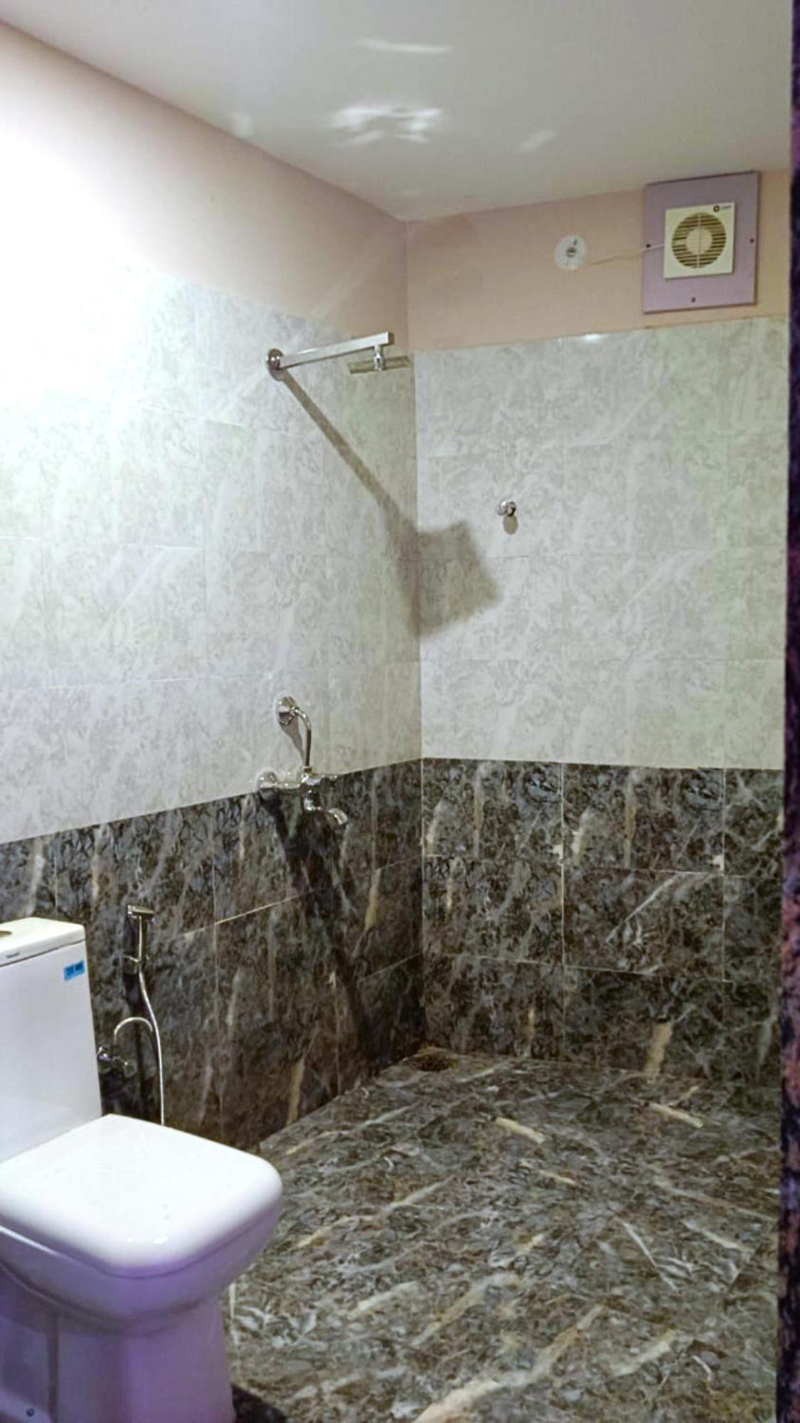 Hotel Kashi Inn Raj Ghat فاراناسي المظهر الخارجي الصورة