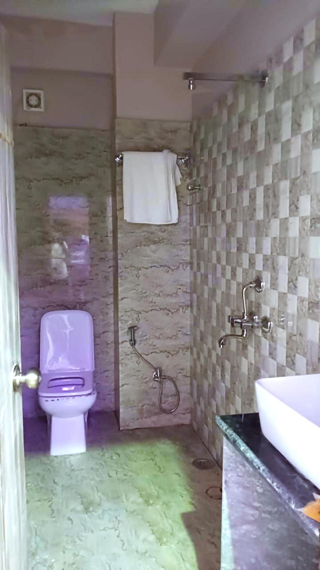 Hotel Kashi Inn Raj Ghat فاراناسي المظهر الخارجي الصورة