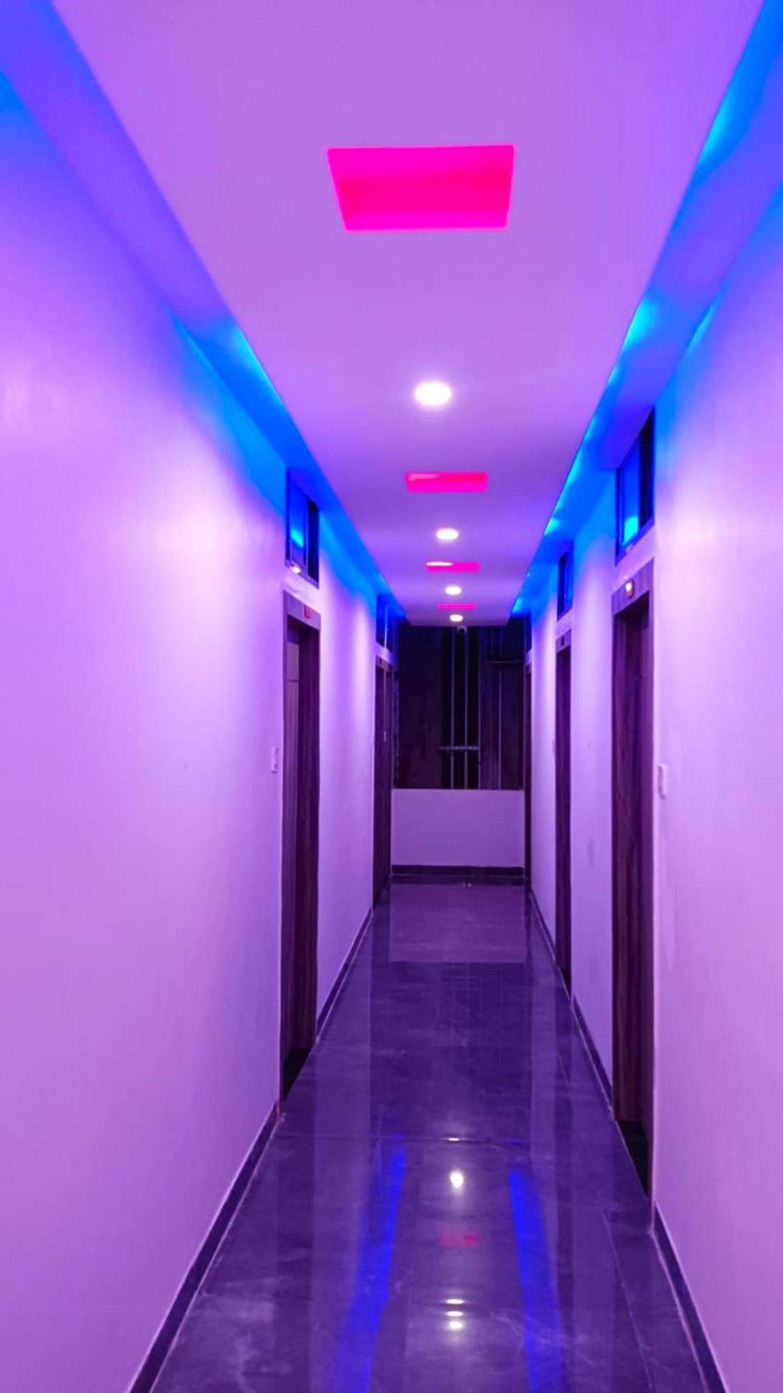Hotel Kashi Inn Raj Ghat فاراناسي المظهر الخارجي الصورة