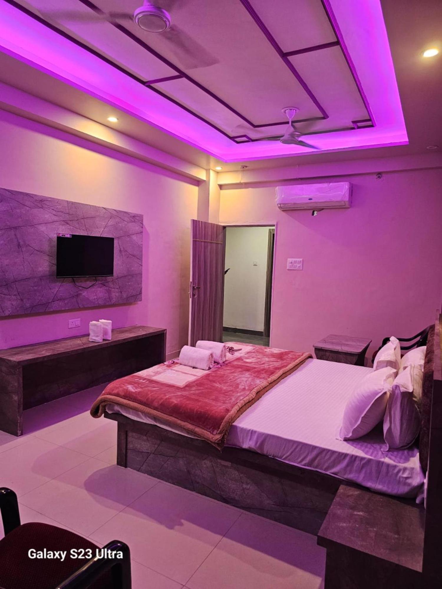 Hotel Kashi Inn Raj Ghat فاراناسي المظهر الخارجي الصورة